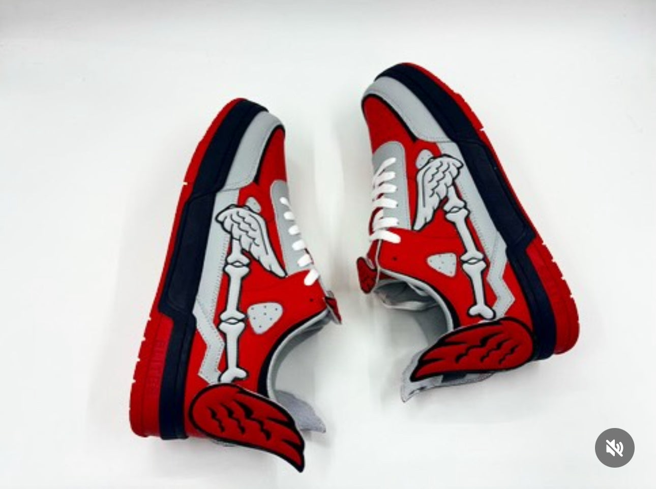 FLY ELITES RED KEY ELITES